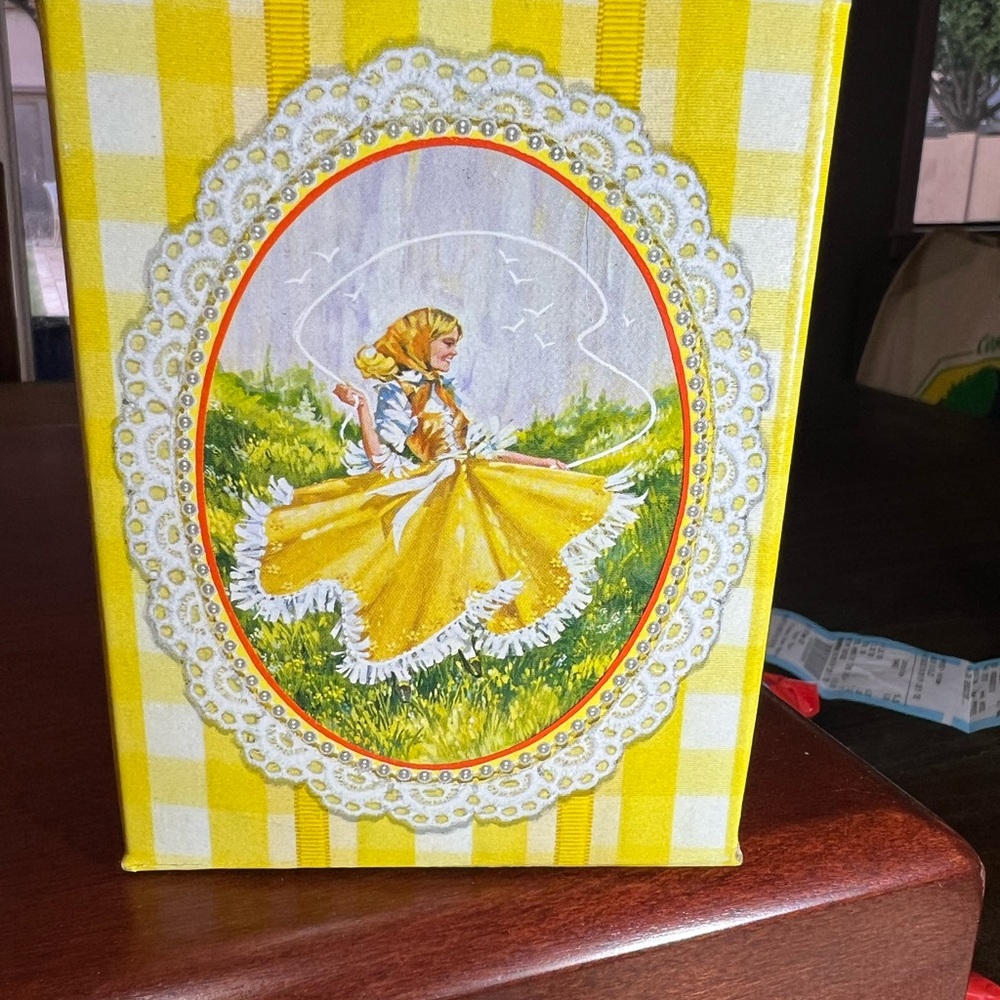 Vintage Avon Yellow Swinging Girl Figurine
“ Skip a Rope “ Perfume Bottle - Picture 2 of 9